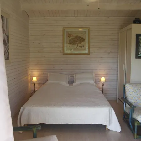 Chalet Chalets 1 Mesange Bleue Roquebrune Sur Argens