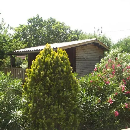 Chalets Sur Argens Chalet *