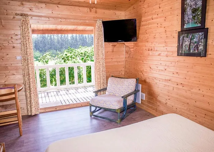 Chalets 1 Mesange Bleue Roquebrune Sur Argens Рокбрюн-сюр-Аржан