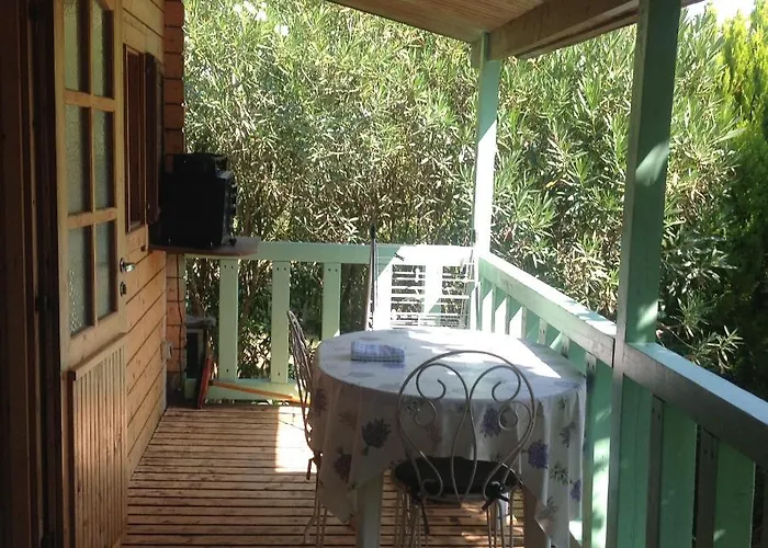 Chalets 1 Mesange Bleue Roquebrune Sur Argens Шале Рокбрюн-сюр-Аржан