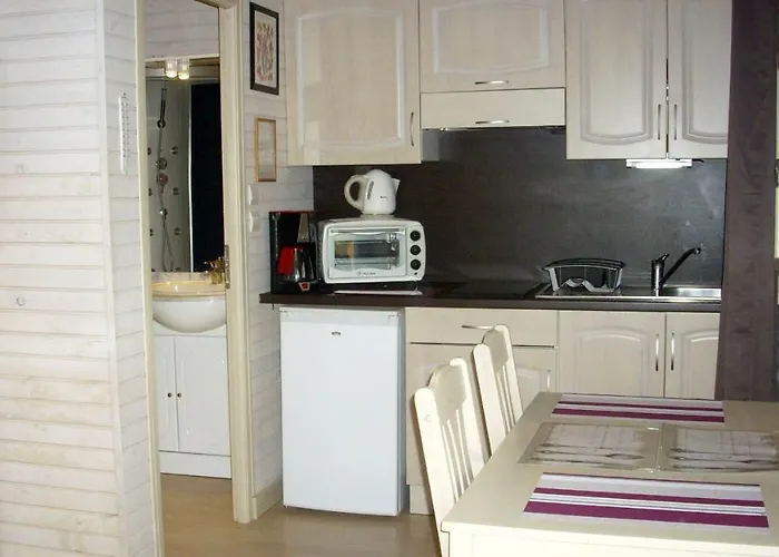 Chalets 1 Mesange Bleue Roquebrune Sur Argens Рокбрюн-сюр-Аржан